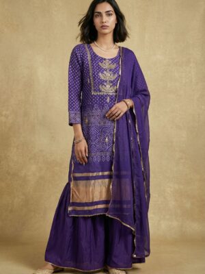 Vastrhouse Embroidered Kurta, Trouser/Pant