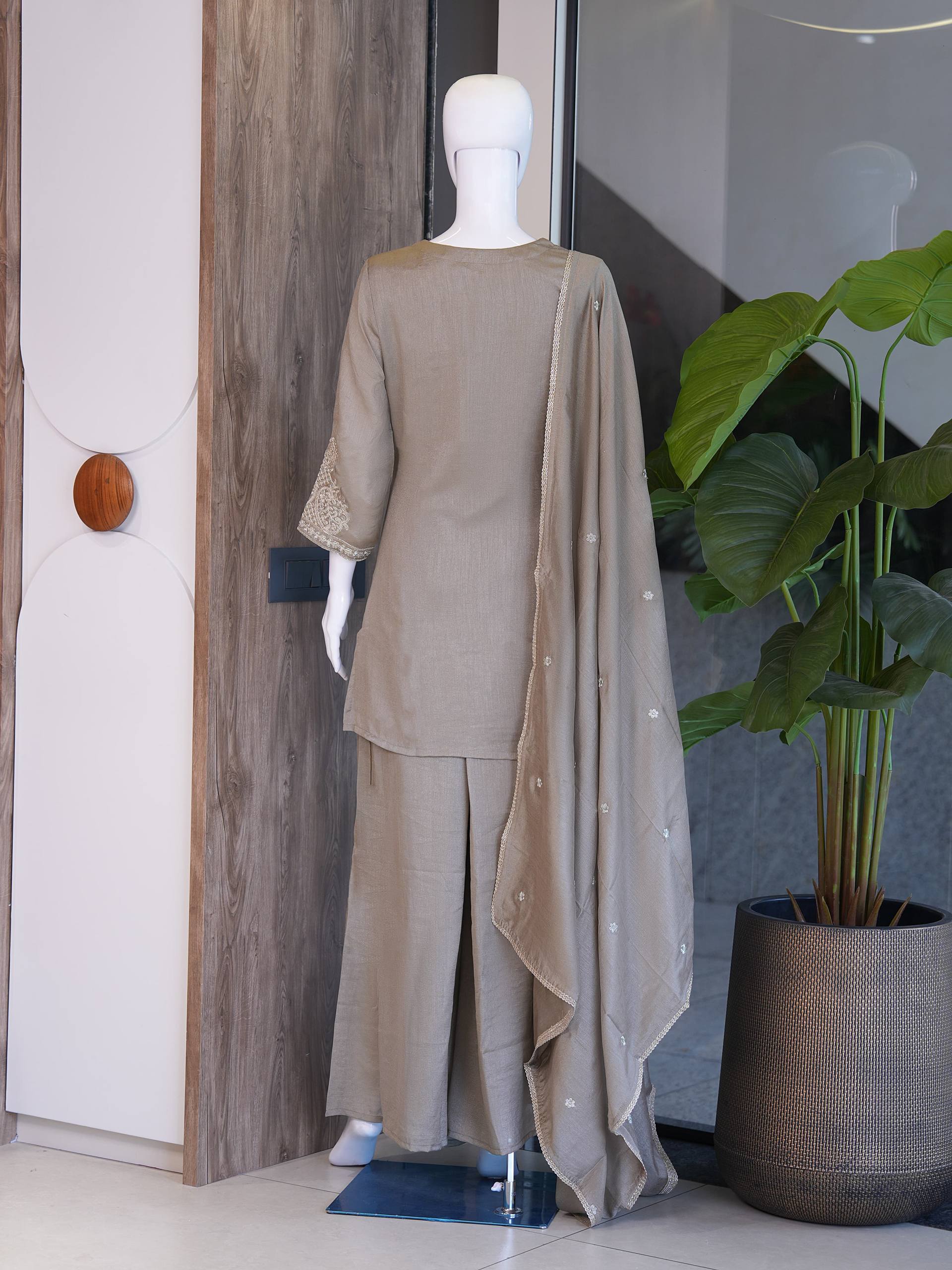VICHITRA WITH EMBROIDERY KURTA SET - Image 5