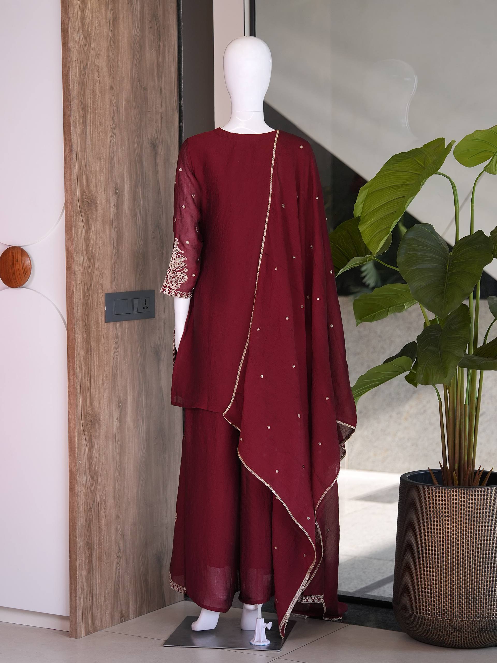 DESIGNER WEAR FESTIVAL SPECIAL COLLECTION - Image 13