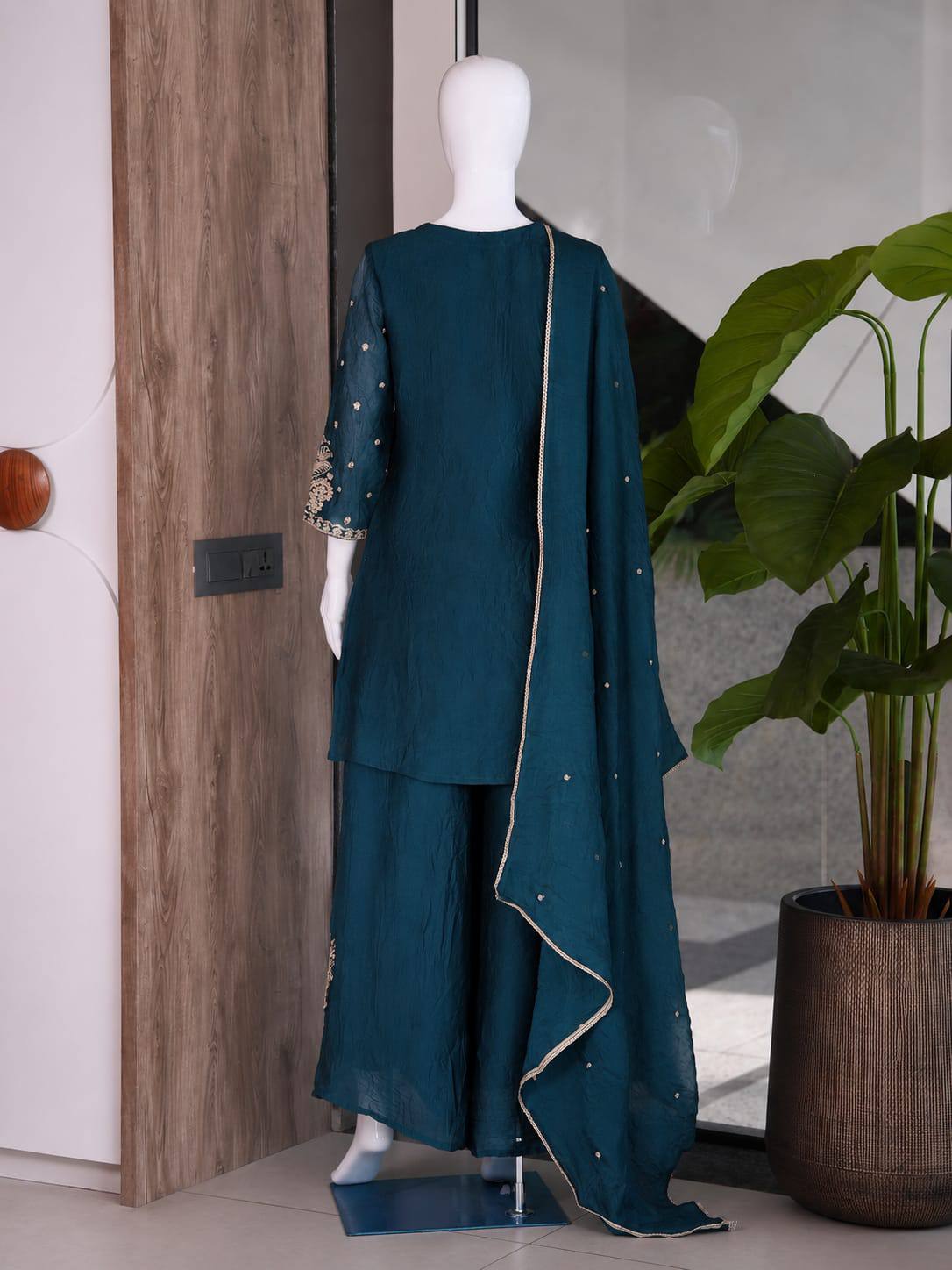 DESIGNER WEAR FESTIVAL SPECIAL COLLECTION - Image 6